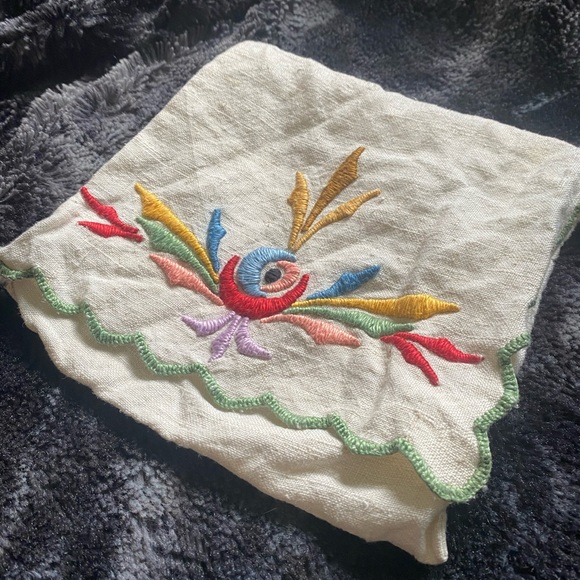 Embroidered handmade vintage pouch . Crystals money storage pretty gift purse - Picture 2 of 4